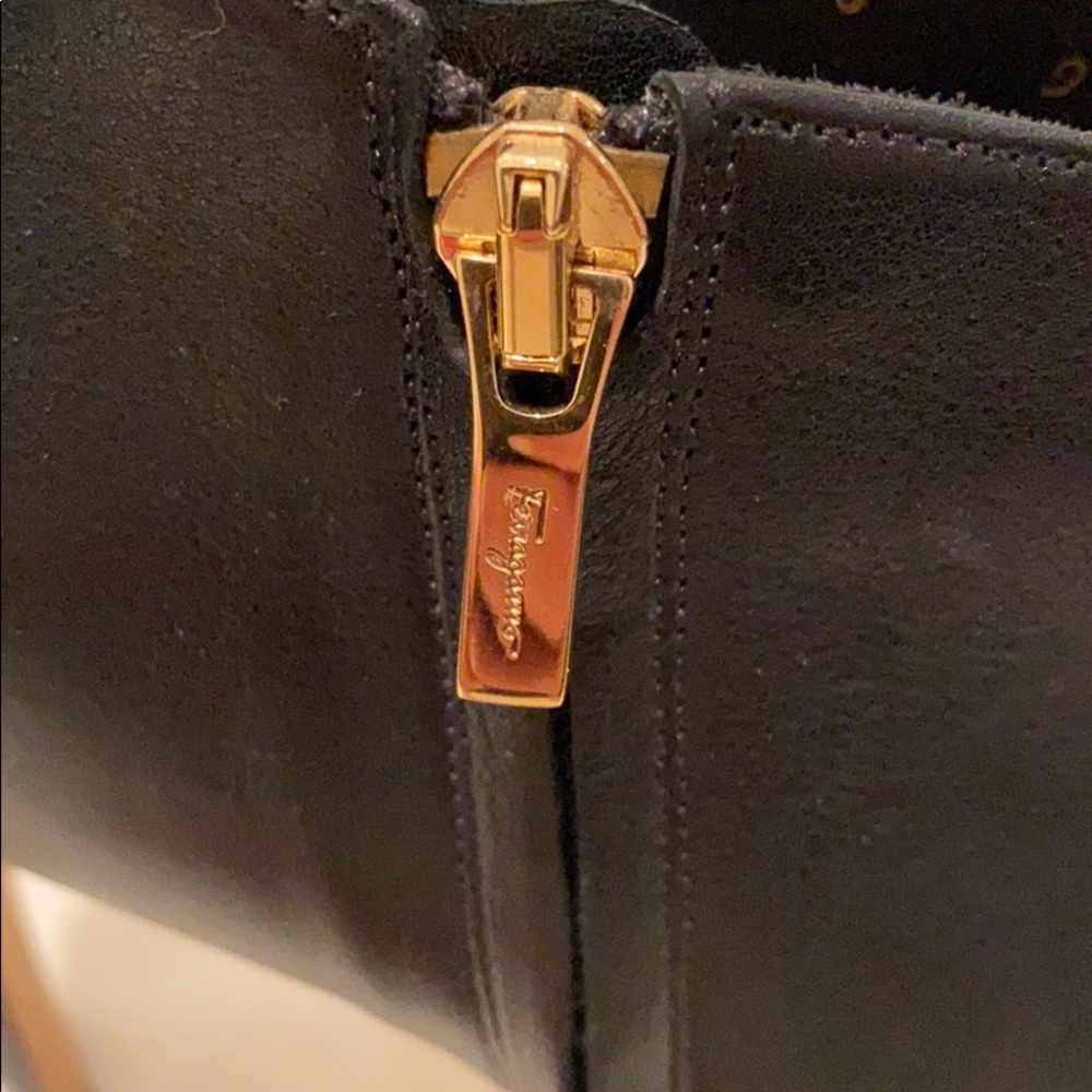 🔥🔥Salvatore Ferragamo Booties - Picture 7 of 8